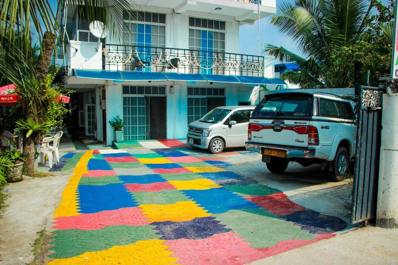 White House Apartment Wattala Exterior foto